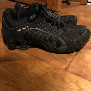 Women’s Nike shox